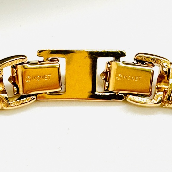 Vintage MONET Omega Snake Chain Gold Necklace - Picture 6 of 14